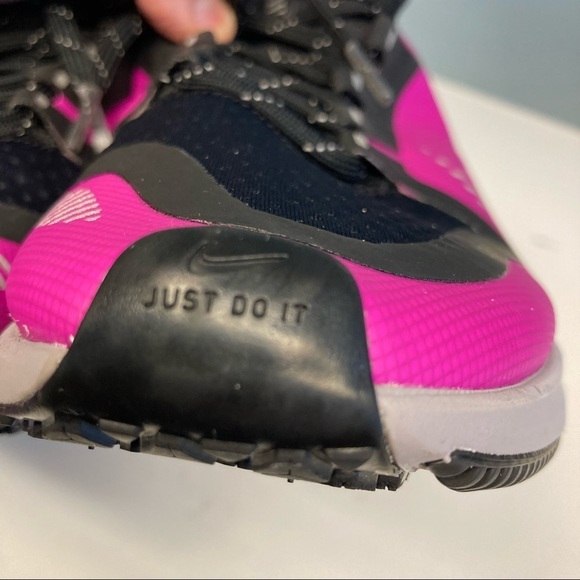 NIKE Sz 5 Zoom Pegasus Run Utility  36 Shield Fire Pink Sneakers - Picture 10 of 12